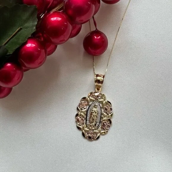 Virgin Mary of Guadalupe Charm | 14k solid Gold | Virgin Mary pendant | - Picture 7 of 8